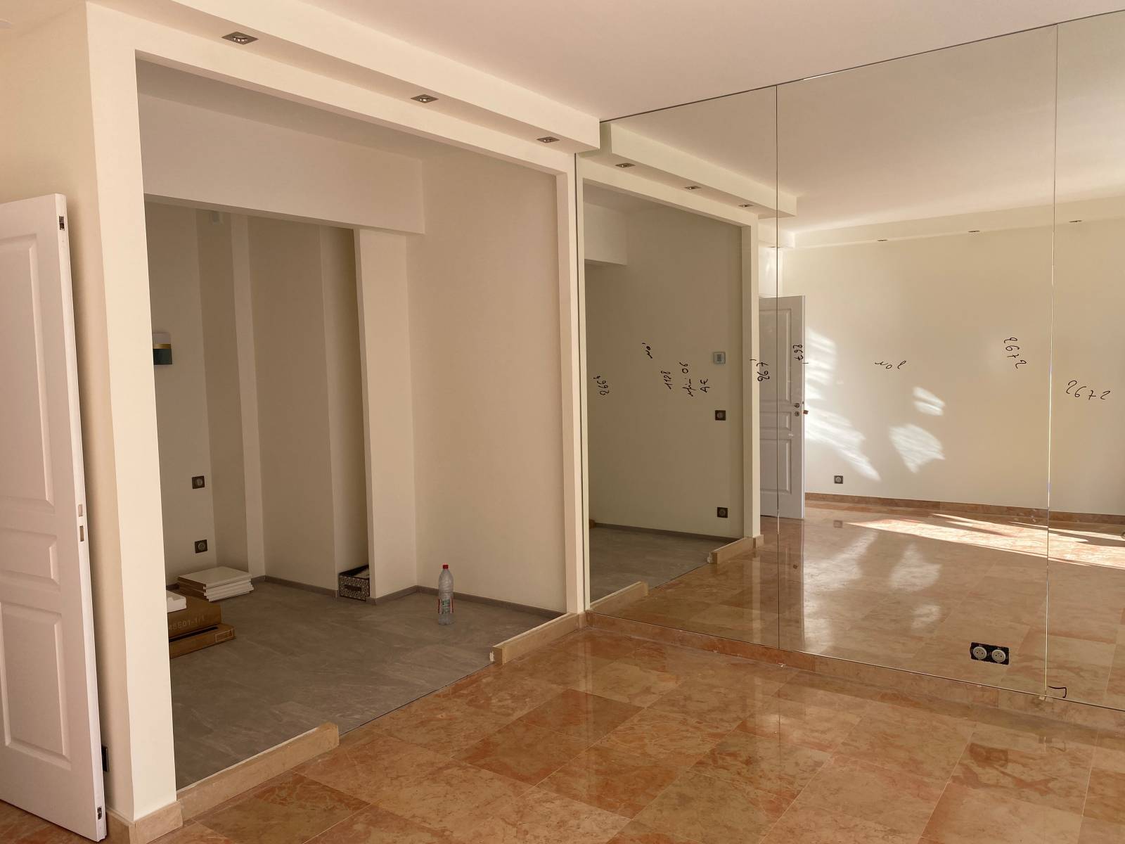 Chantier de miroir sur mesure à Cannes